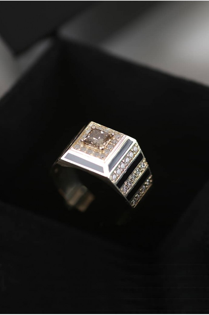 Erkek Yüzüğü Pırlantalı 0,70 Karat