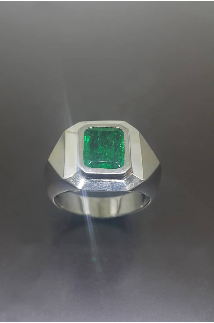 Erkek Yüzüğü Zümrütlü 2,00 Karat Erkek Yüzüğü Zümrütlü 2,00 Karat